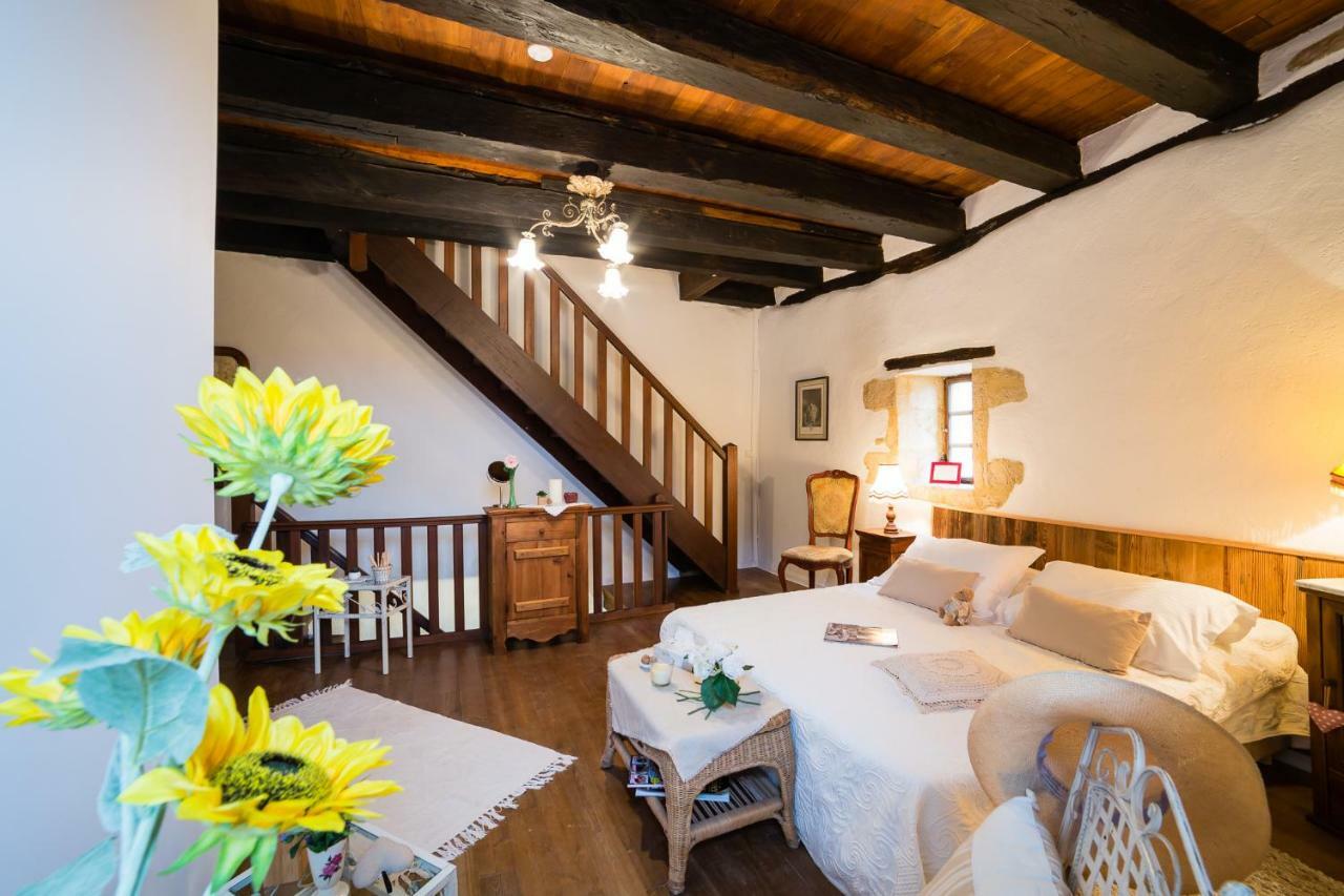 Au Coeur De Beynac, Une Maison De Caractere Avec Jardin Terrasse Exteriér fotografie