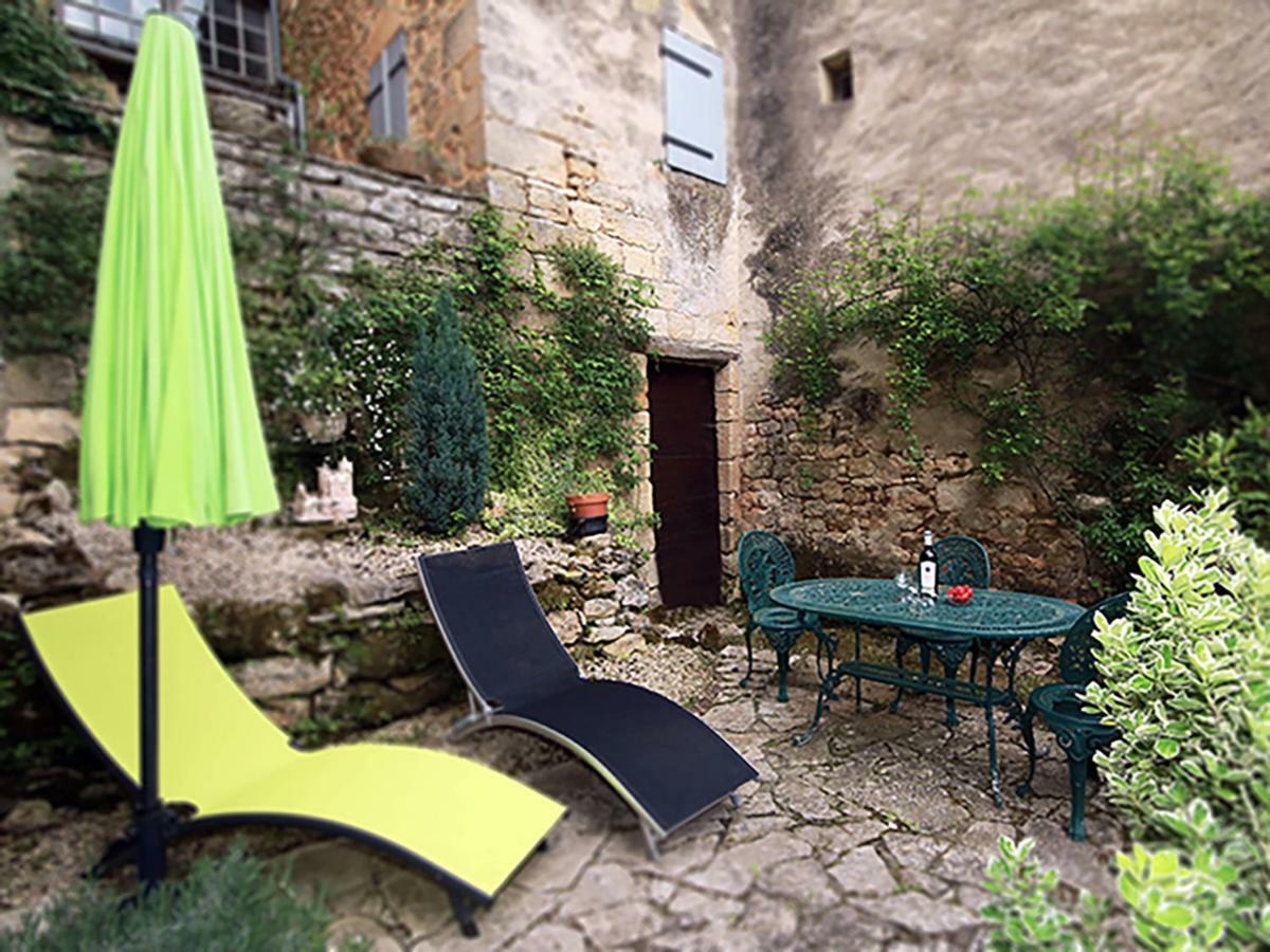 Au Coeur De Beynac, Une Maison De Caractere Avec Jardin Terrasse Exteriér fotografie