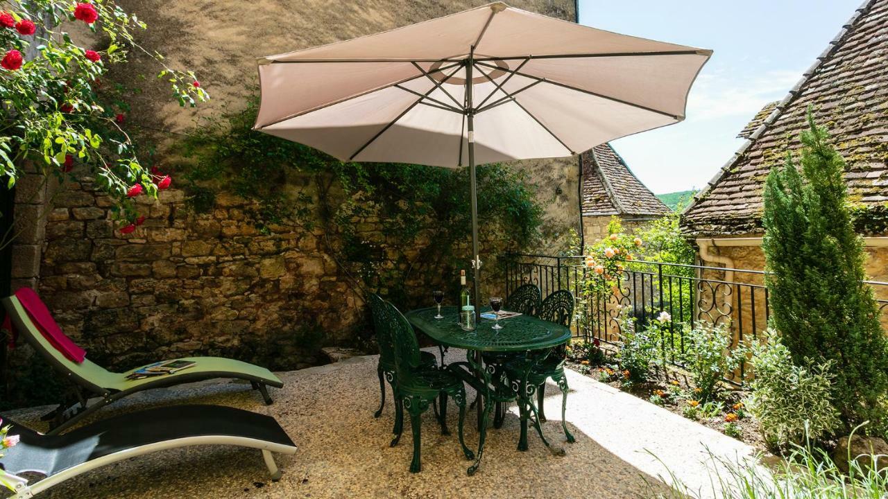 Au Coeur De Beynac, Une Maison De Caractere Avec Jardin Terrasse Exteriér fotografie